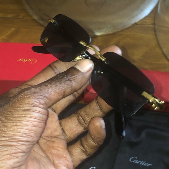 BRAND NEW IN THE BOX CARTIER GLASSES DARK TINT BUFFS BLACK & GOLD - Picture 3 of 10